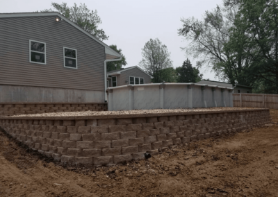 Retaining wall repair services